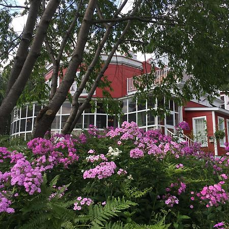 Auberge De La Tour Du Lac แซ็ง-อากาท-เด-มง ภายนอก รูปภาพ