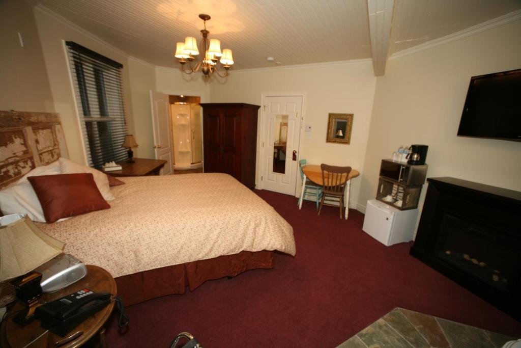 Auberge De La Tour Du Lac แซ็ง-อากาท-เด-มง ห้อง รูปภาพ
